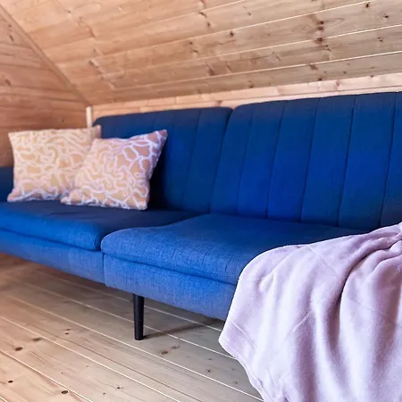 Vesela Pri Mare Липтовски-Трновец